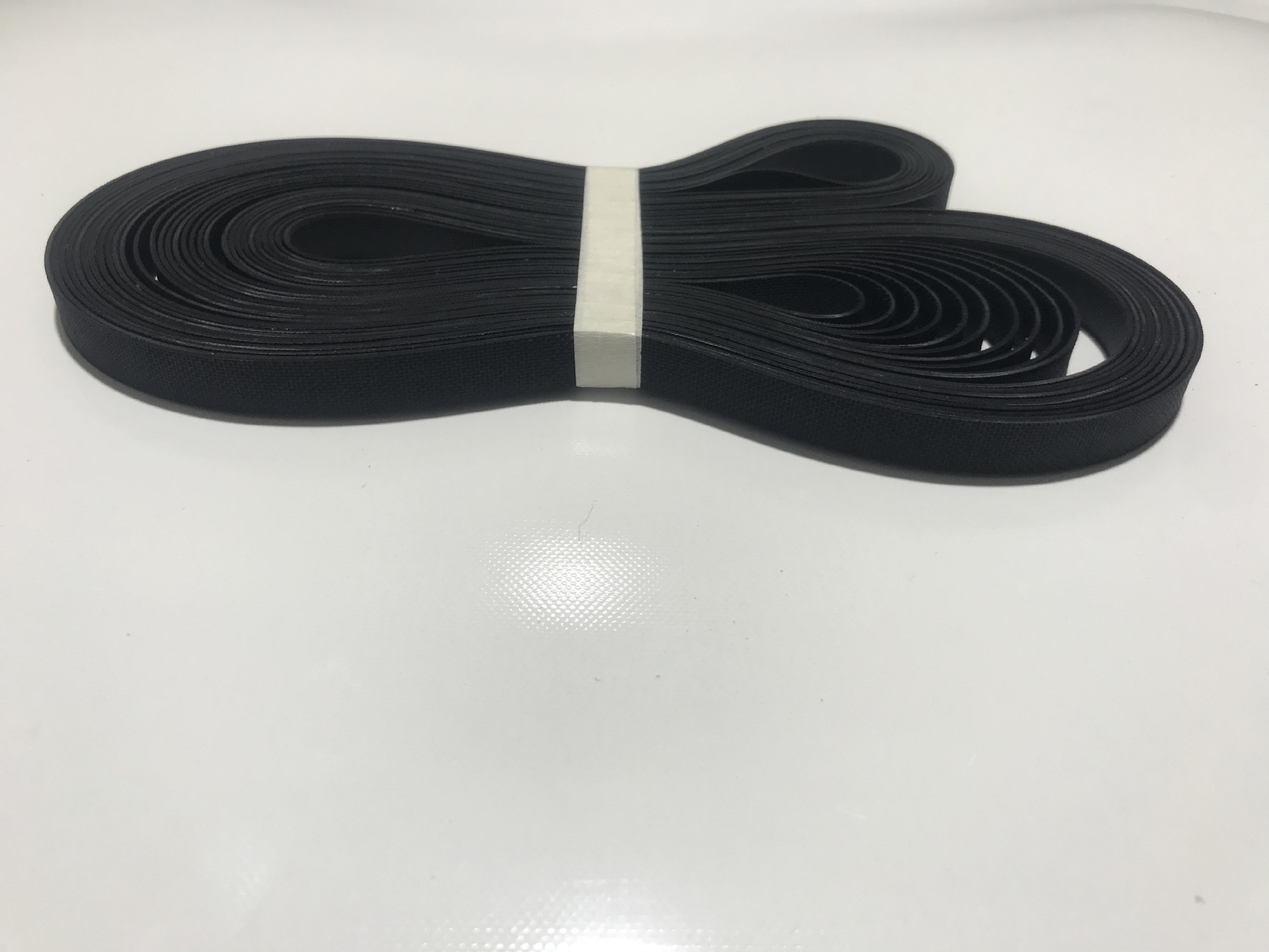 光伏太陽能硅片分選機(jī)上料下料刻絨腐蝕機(jī)皮帶光伏彈性帶上料伸縮舌頭皮帶