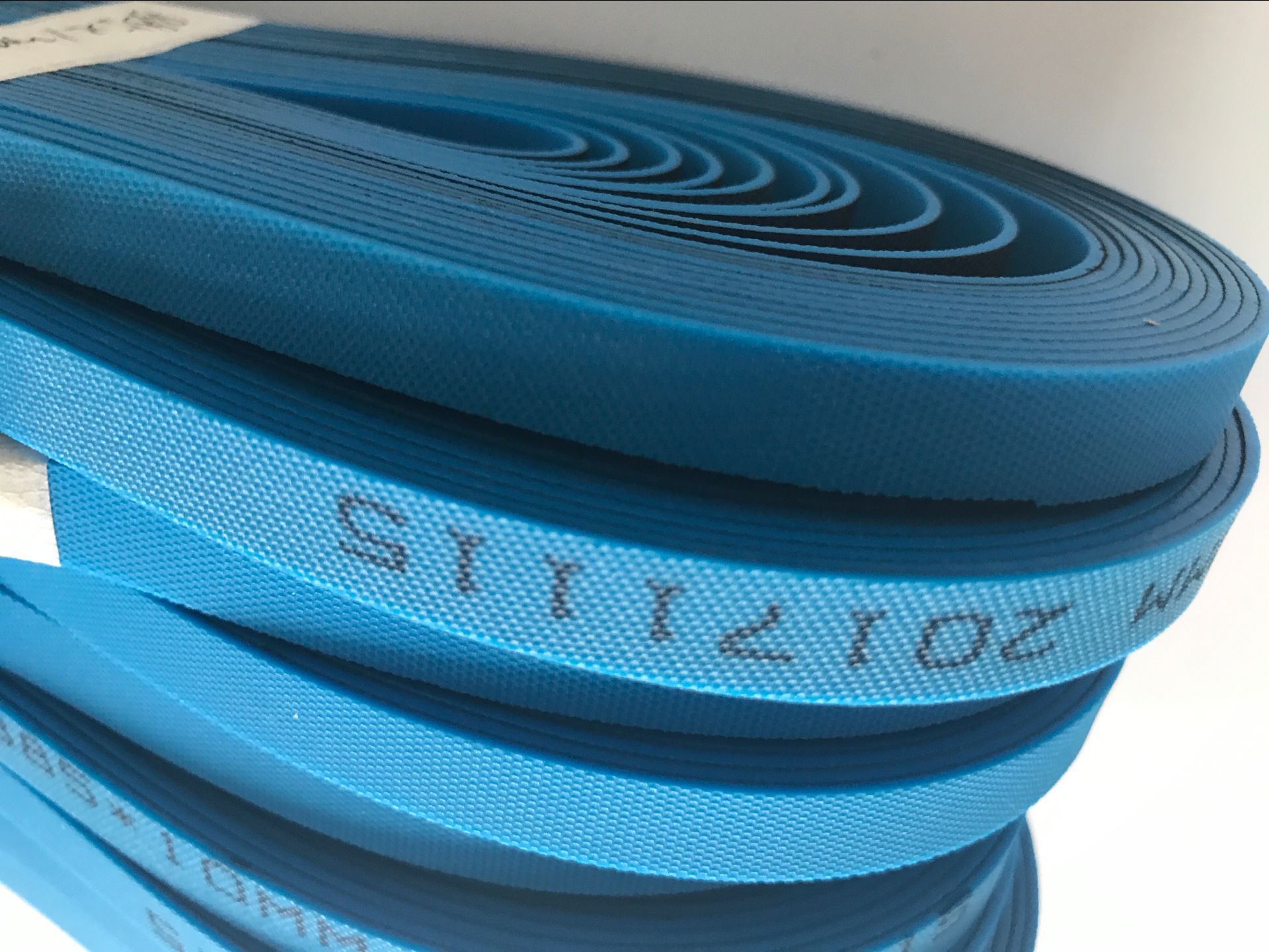 原裝進口-UU-09R光伏行業硅片、清洗機彈性輸送帶(圖1)