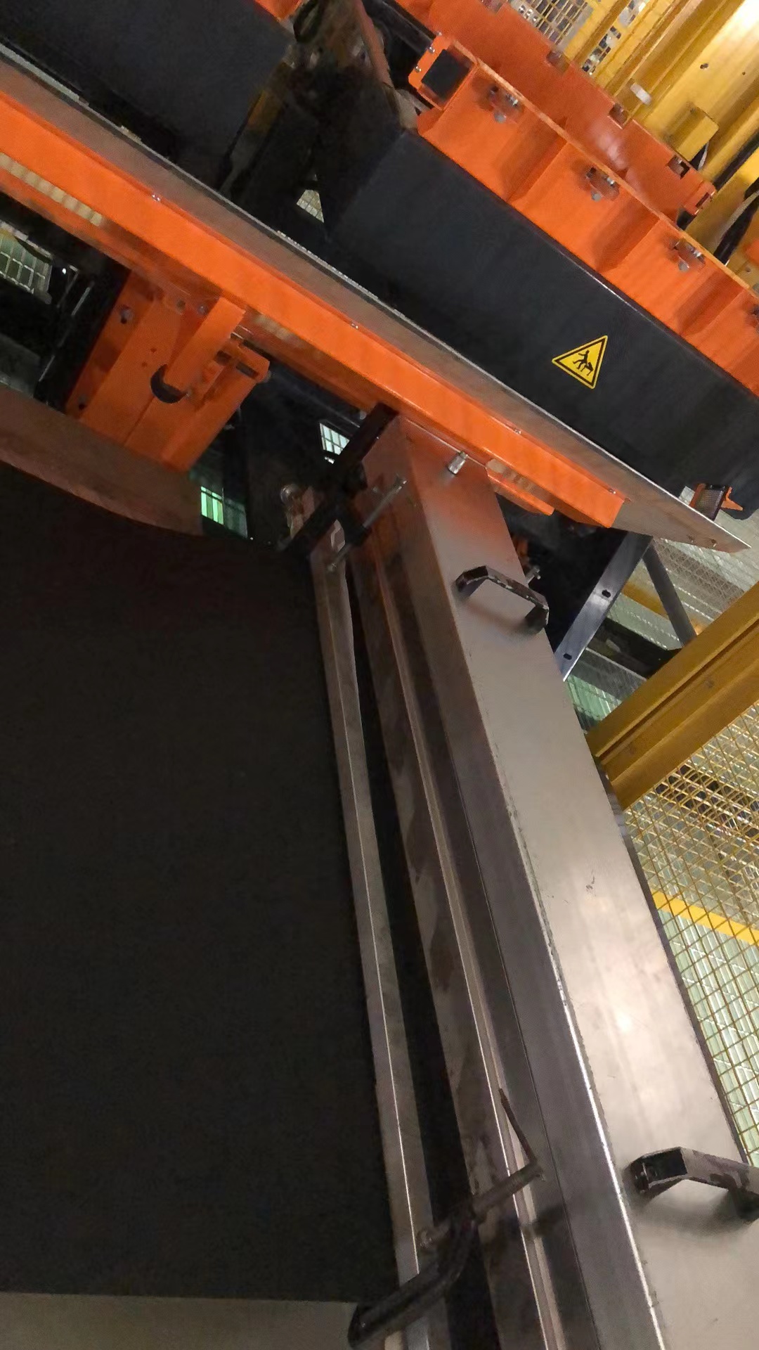 大型機場行李輸送分揀線建設(圖4)